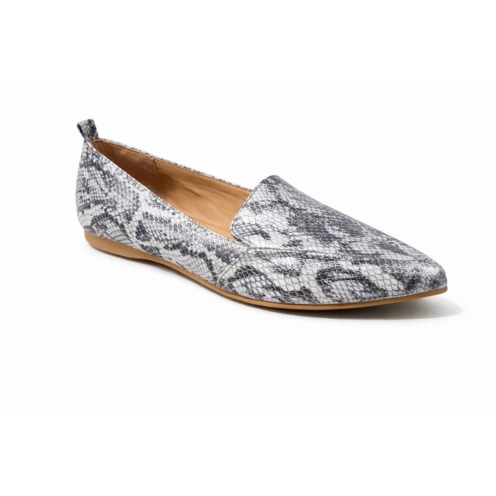 NEST Socialite Silver Snake Print Flats Loafers Womens Sz 8 Slip On Comfort NIB